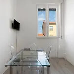 Viareggio Apartments ヴィアレッジョ