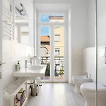別荘 Viareggio Apartments ヴィアレッジョ