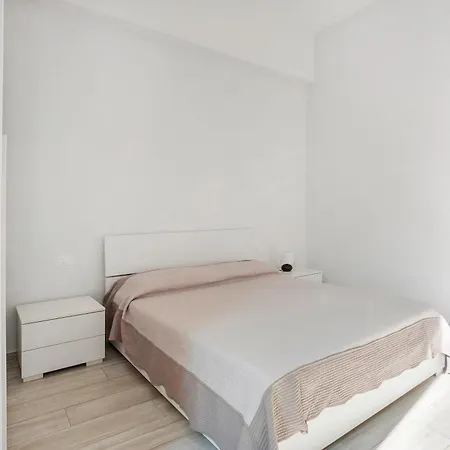 Viareggio Apartments *