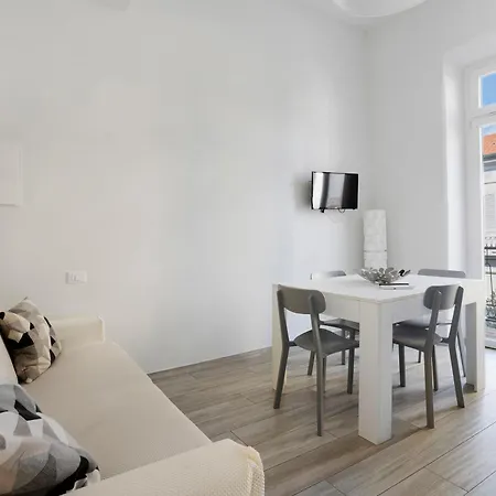 Сasa de vacaciones Viareggio Apartments *
