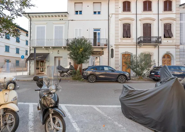 Viareggio Apartments 维亚雷焦